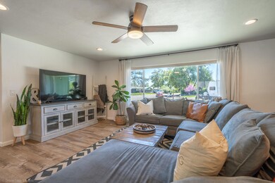 530 Julie Way, Redding, CA 96002 - photo 7