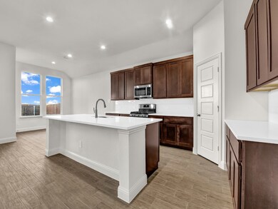 5016 Meadow Vista Ln, Crowley, TX 76036 - photo 4