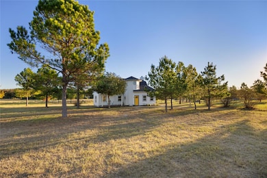 245 Country Ln, Mc Dade, TX 78650 - photo 6