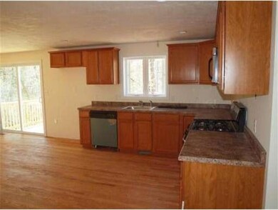 319 Grove St, Randolph, MA 02368 - photo 3