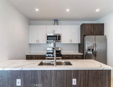 1213 W 24th St, Los Angeles, CA 90007 - photo 2