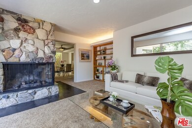 4958 Calderon Rd, Woodland Hills, CA 91364 - photo 5