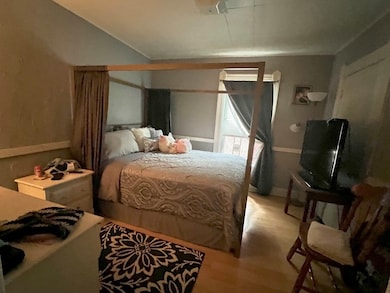 4 Waller Ave, Worcester, MA 01603 - photo 4