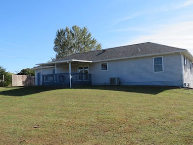 20899 State Highway 32, Stockton, MO 65785 - photo 7