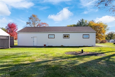 5838 Harter Home Dr, Akron, OH 44319 - photo 5