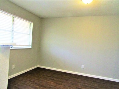 FORMAL DINING/FAMILY ROOM