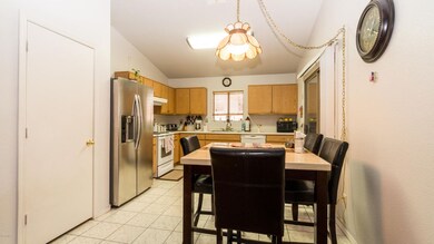 1079 W Rosal Ave-7