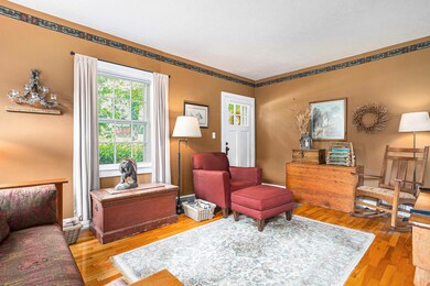 009_338_n_eagle_st_marshall_mi_49068_40_