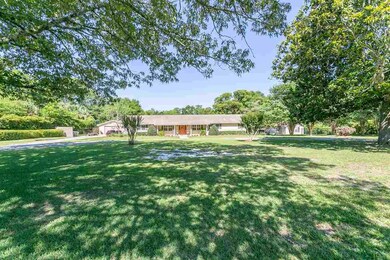 9601 Pinecone Dr, Cantonment, FL 32533 - photo 2