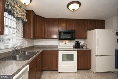 7850 N Cove Rd, Sparrows Point, MD 21219 - photo 7