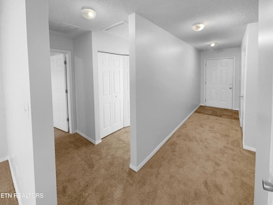 553 Ravenwood Dr, Maryville, TN 37801 - photo 6