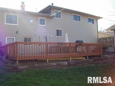 2802 Sycamore Terrace, Bettendorf, IA 52722 - photo 2