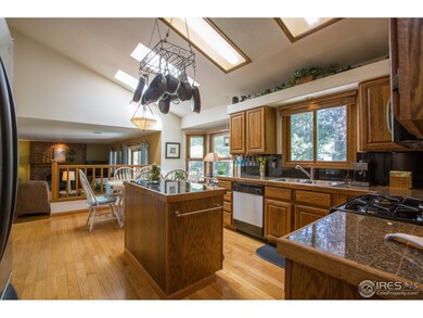 Kitchen/Eating Area