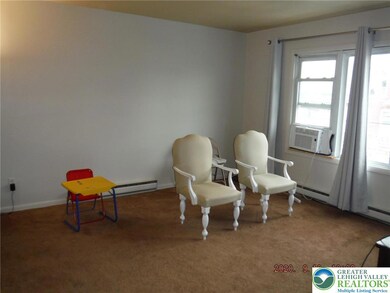 205 Penn St unit 2nd Floor, Bath, PA 18014 - photo 3