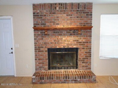 8141 Corky Ln, Jacksonville, FL 32244 - photo 4