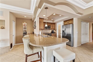 Kitchen | Breakfast Bar