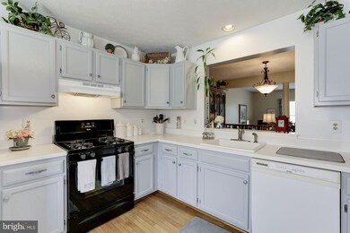 2624 Tallwind Ct, Crofton, MD 21114 - photo 3