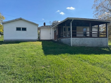 360 Hayes Ln, Wellston, OH 45692 - photo 3