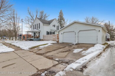112 E Washington St, Grand Ledge, MI 48837 - photo 3