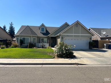 3205 N Dee Ann Ave, Fresno, CA 93727 - photo 2