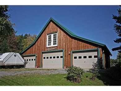 Stable/Barn 3-Car Garage, Workshop, Storage Galore