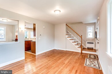 717 Devonshire Rd, Baltimore, MD 21229 - photo 6