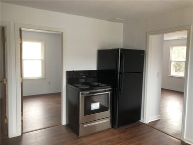 16 Pearl St unit 2nd Floor, Westerly, RI 02891 - photo 3