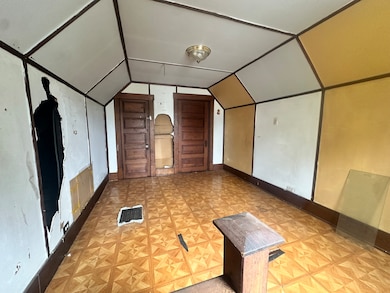 801 S Warren St, Peoria, IL 61605 - photo 7