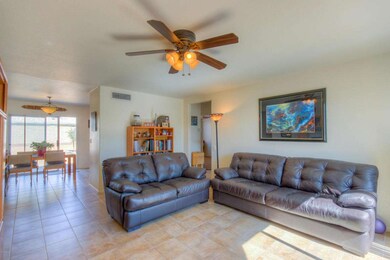 Living Room (2)