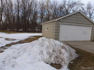 528 Walck Rd, North Tonawanda, NY 14120 - photo 4