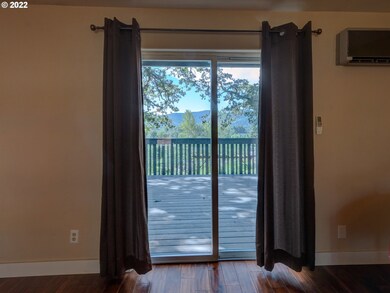 4323 Forsythia St, Springfield, OR 97478 - photo 5