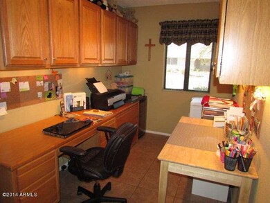 Office/craft room - added cabinets