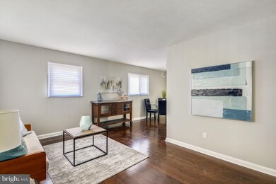 903 Quietview Dr, Capitol Heights, MD 20743 - photo 7