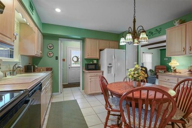 2753 Rolling Green Place, Macungie, PA 18062 - photo 5