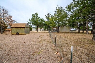 81 Dooley Dr, Whitesboro, TX 76273 - photo 4