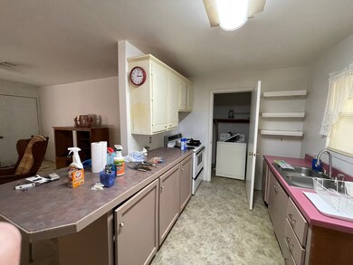 1038 Benton Ln, McComb, MS 39648 - photo 7