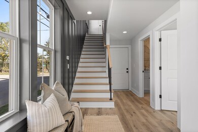 1616 Mari Cir, Chattanooga, TN 37404 - photo 5