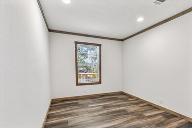 512 S Sky Ct, Granbury, TX 76049 - photo 7