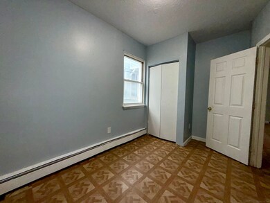 132 Locust St unit 4, Waterbury, CT 06704 - photo 7