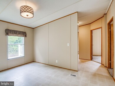 124 Topaz Ln, Inwood, WV 25428 - photo 6