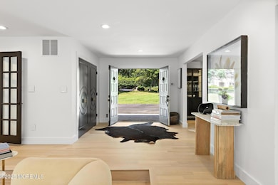 6 Cobblestone Ct, Holmdel, NJ 07733 - photo 3