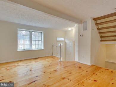 7565 Aspenpark Rd, Lorton, VA 22079 - photo 6