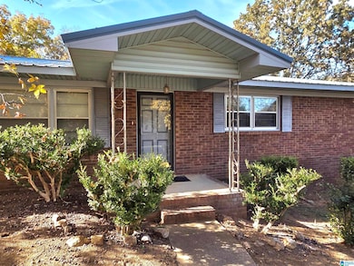 694 Center Point Rd, Sylacauga, AL 35151 - photo 3