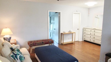 11 SW 4th Ave unit 8, Boca Raton, FL 33432 - photo 5