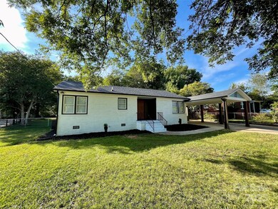 808 Eastview St, Shelby, NC 28152 - photo 5