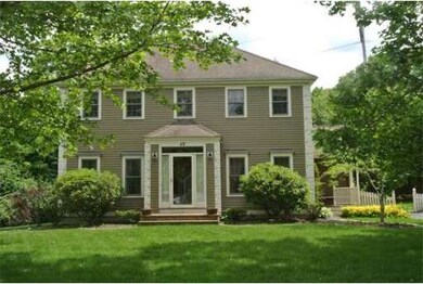 49 Bay Path Ln, Rockland, MA 02370 - photo 2