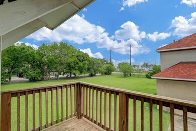 100 Grove Rd unit D, Kemah, TX 77565 - photo 3