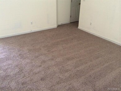 11001 Burleigh Dr, Petersburg, VA 23805 - photo 3