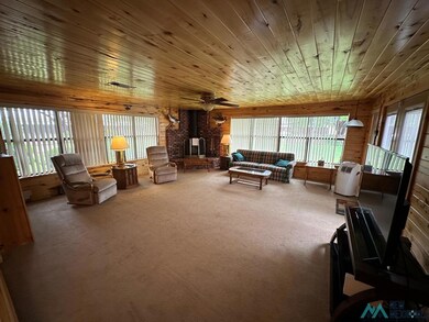 605 Bass St, Logan, NM 88426 - photo 2