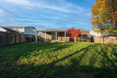 4-web-or-mls-897 Kyle Ave-4